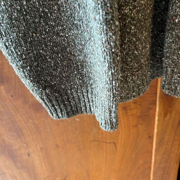 Vintage St. John’s Bay sweater v-neck size xl. - Picture 5 of 6